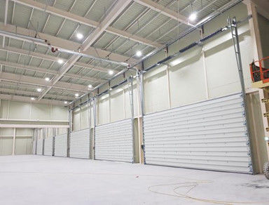 خرید درهای بخش صنعتی انبار درهای بخش فولادی خودکار تجاری online manufacture