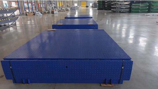 آبی غول هیدرولیک Dock Leveler خط اسپری اتوماتیک رنگ سفارشی ISO 9001
