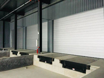 برق هیدرولیک بارگذاری استیشن تراز کننده بار دینامیک 6800kg / بار ثابت 13600kg