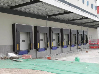 پارچه PVC سیاه صنعتی قابل باز کردن پناهگاه بندر مقاوم به خراش جلو
