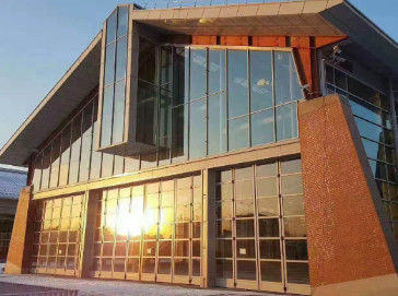 درب تاشو شفاف آلومینیوم برای سالن های نمایش تجاری