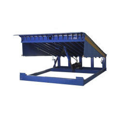 بارگیری انبار هیدرولیک Dock Leveler Edge Of Dock Leveler تولید کننده