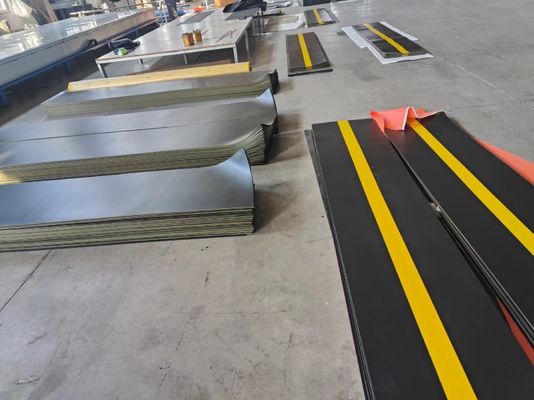قدرت کششی بالا 5700/5100N/5CM درب سریع صنعتی با سیستم امنیت مادون قرمز